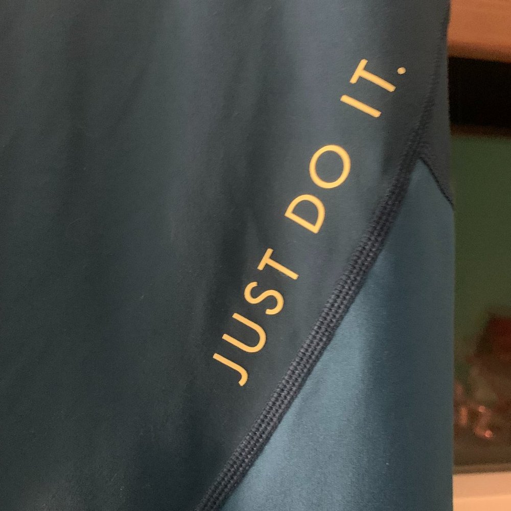 NIKE DRI-FIT LEGGINGS